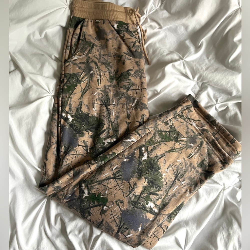Y2K Baggy Camouflage Pants 🍁💕